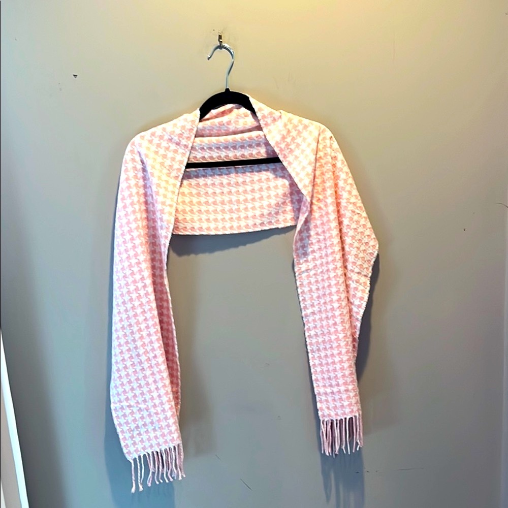 Soft Pink Checkered Scarf with Fringe